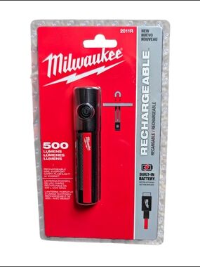 NIB Milwaukee Rechargeable 500L Everyday Carry Flashlight 2011R